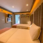 L'opera Deluxe 4*