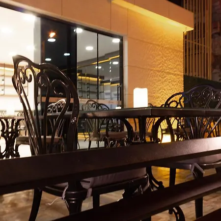 Hotel L'opera Deluxe 4*