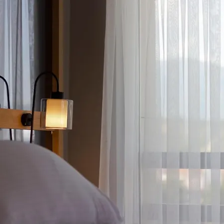 L'opera Deluxe Hotel 4*