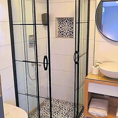 L'opera Deluxe Hotel 4*