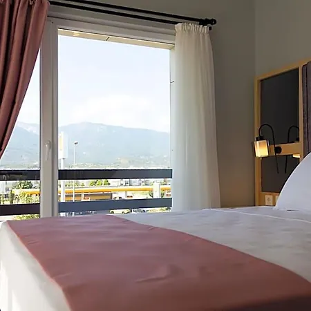 L'opera Deluxe 4* أكشاي